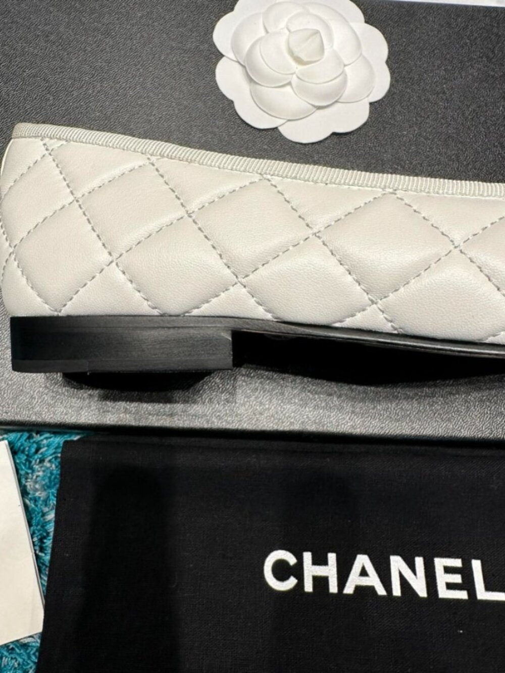 CHANEL Two-Tone Ballerina Ballet Flats - Picture 9 of 9
